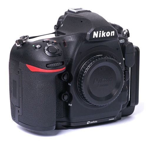 중고/니콘 디지털카메라 D850+L플레이트[99%]