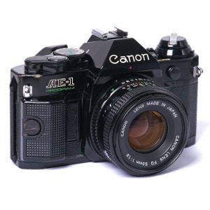 중고/캐논 필름카메라 AE-1+50mm F1.4[88%]