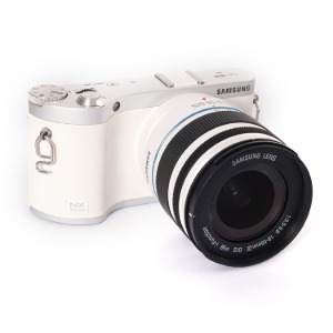 중고/삼성 디지털카메라 NX300M+18-55mm[98%]