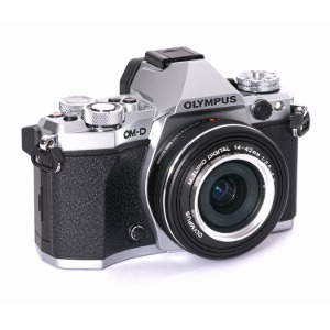 중고/올림푸스 디지털카메라 OM-D E-M5 II+14-42mm[99%]