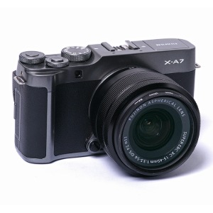 중고/후지 디지털카메라 X-A7+15-45mm[97%]