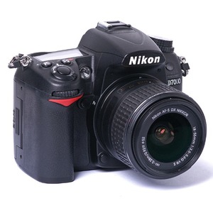 중고/니콘 디지털카메라 D7000+18-55mm[96%]