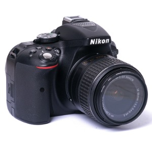 중고/니콘 디지털카메라 D5300+18-55mm[93%]