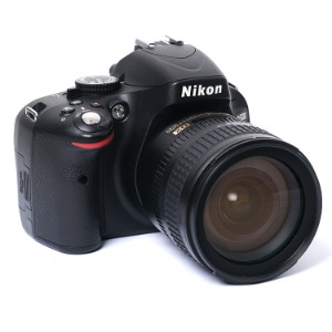 중고/니콘 디지털카메라 D5100+18-70mm[96%]